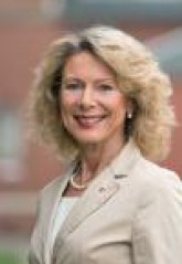 Im Interview Frau Dr. med. Iris Hauth Im Interview Frau Dr. med. Iris Hauth